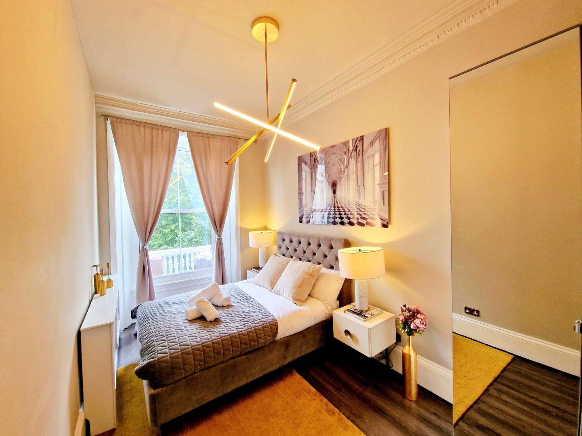 Stylish Hyde Park Home By Tube Stations With Elevator Londra Esterno foto